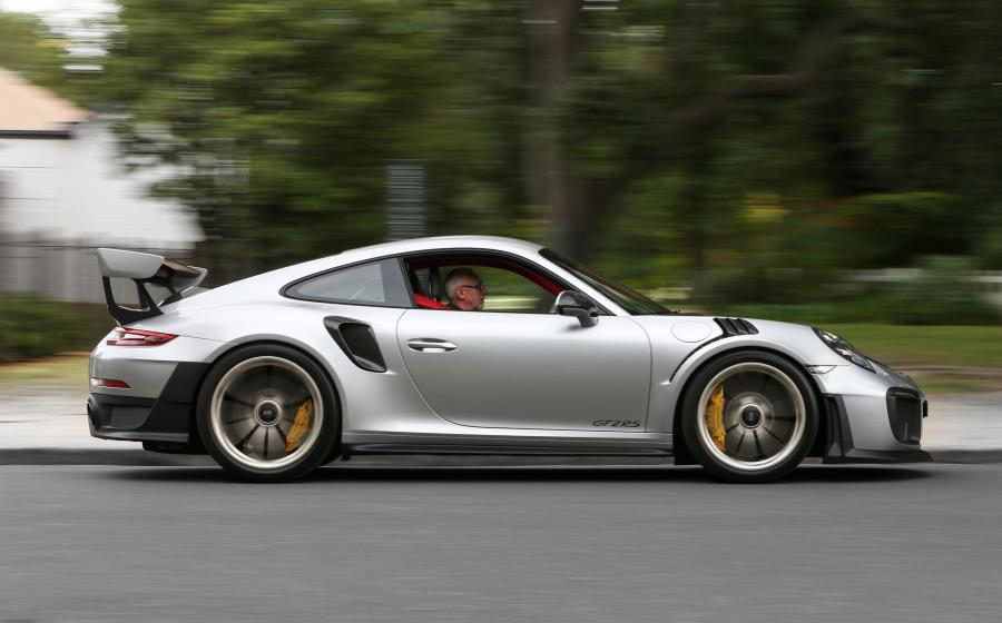  Porsche 911 GT2 RS (991) 2018 года  (AU) (фото 20 из 38)